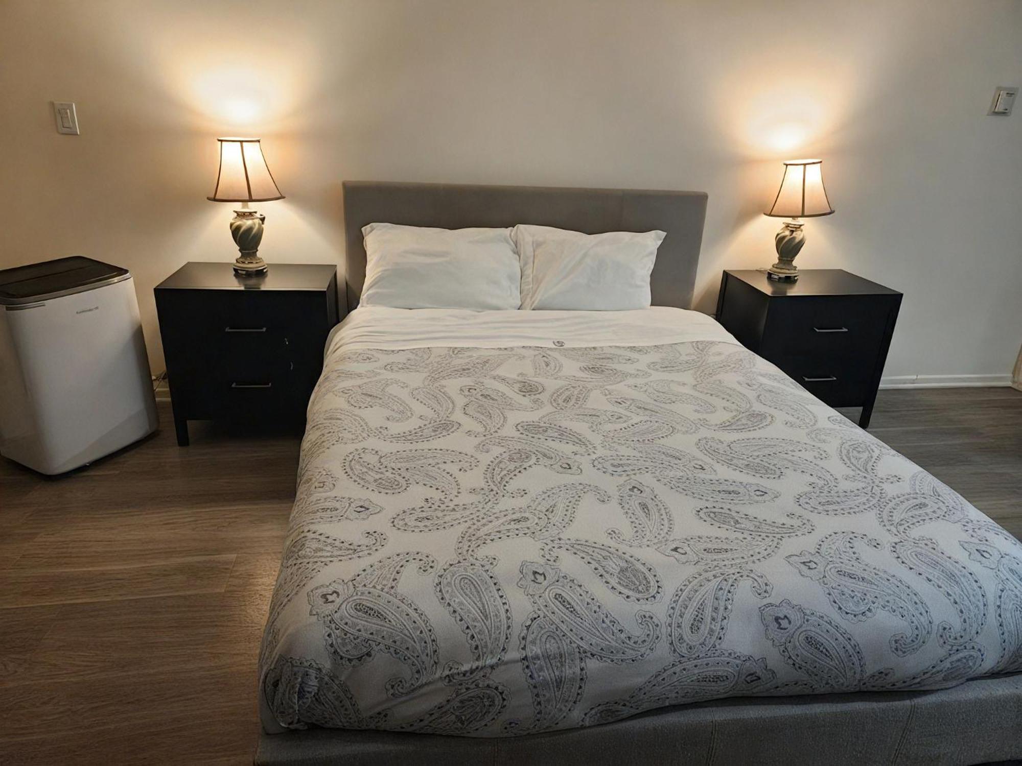 Stayspro Executive Minutes From Santa Monica Aparthotel